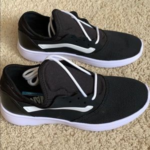 NWOT Vans Sneakers, Men’s Size 8/Women’s Size 9.5
